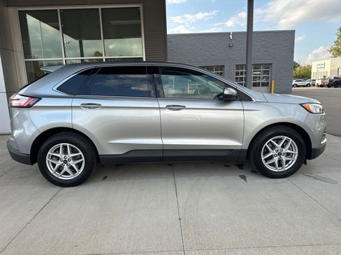 Certified 2021 Ford Edge SEL w/ Convenience Package image 9