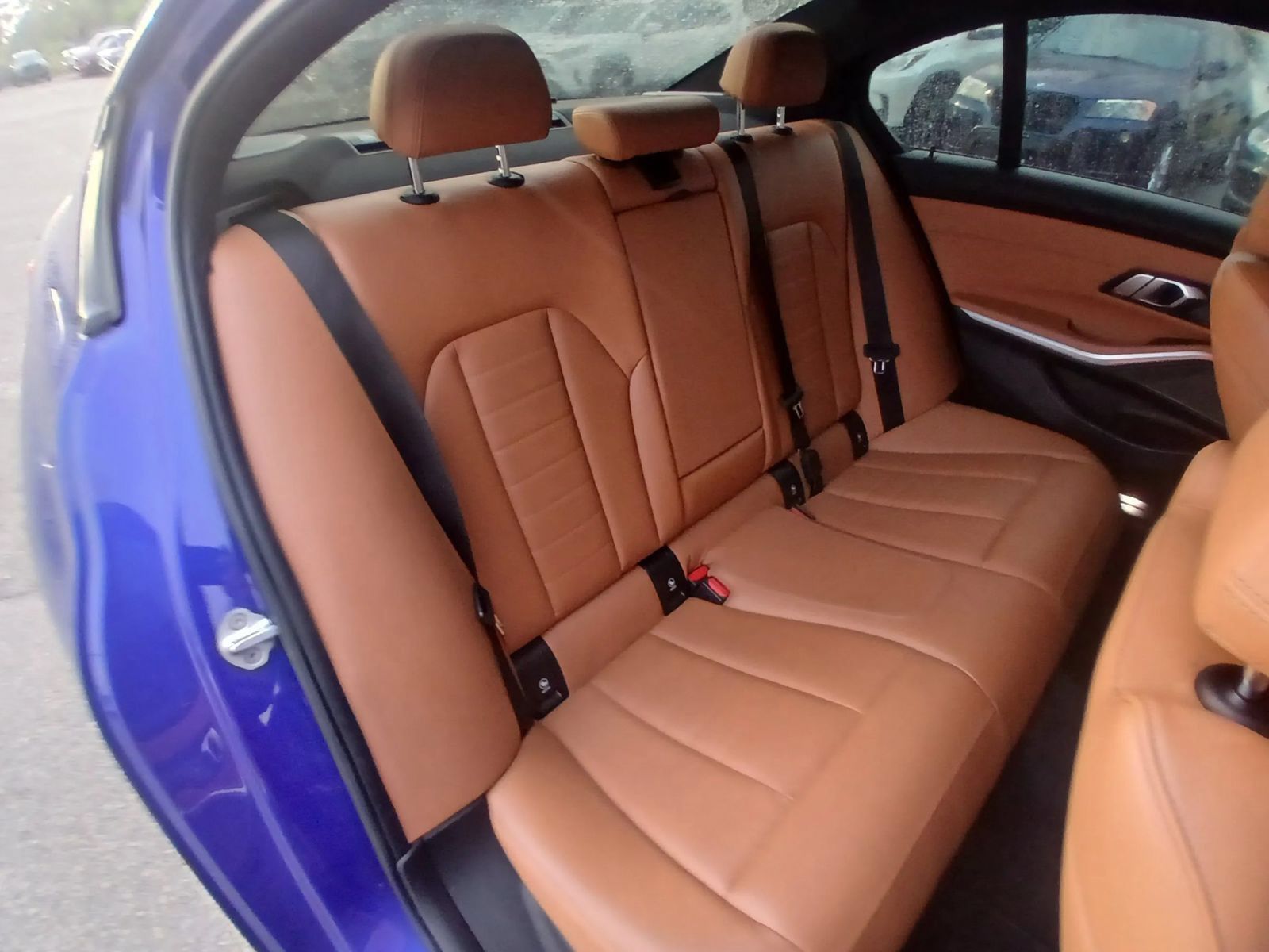 Used 2020 BMW 330i Sedan w/ M Sport Package RWD image 14