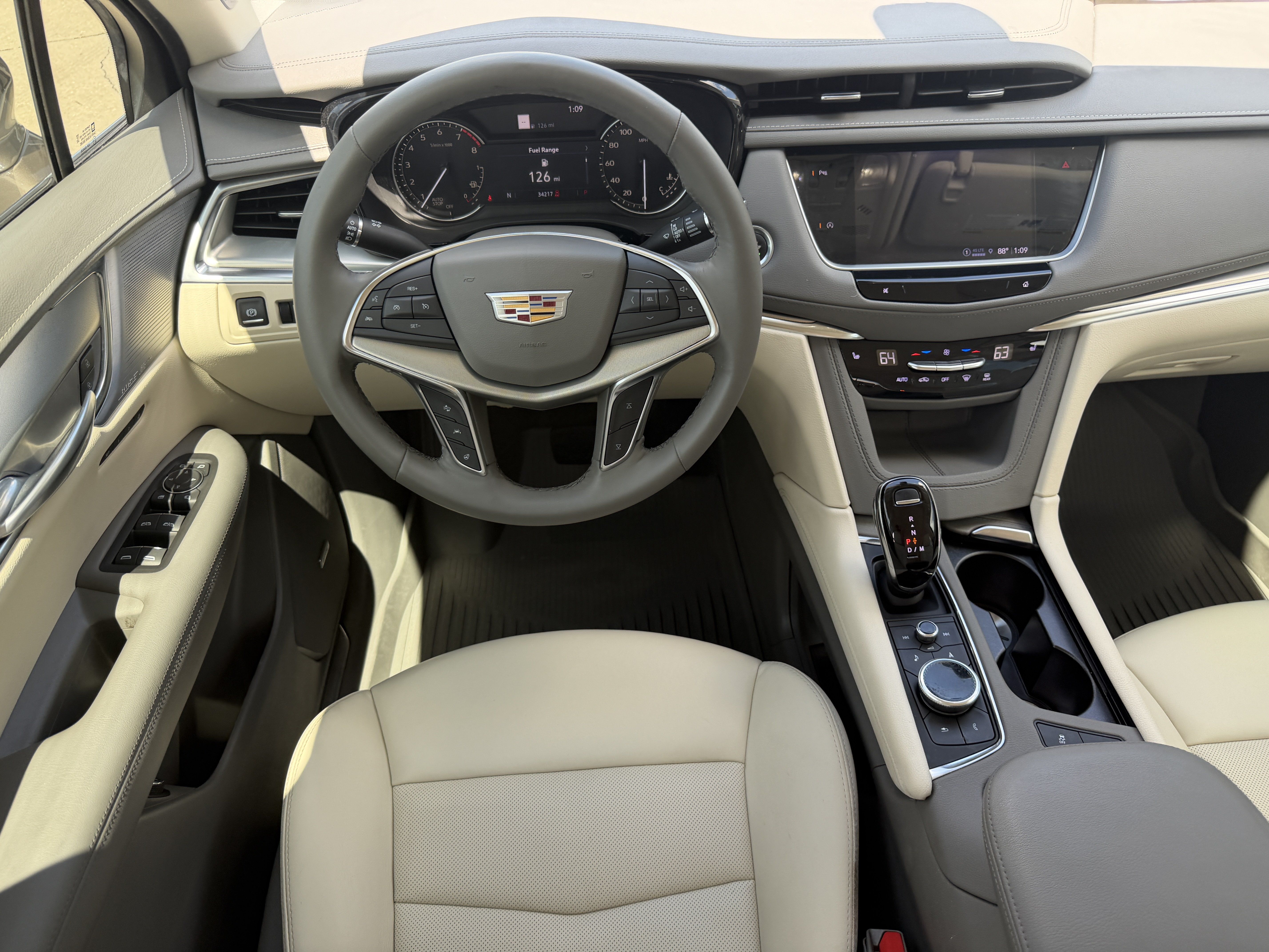 Certified 2023 Cadillac XT5 Premium Luxury FWD image 13