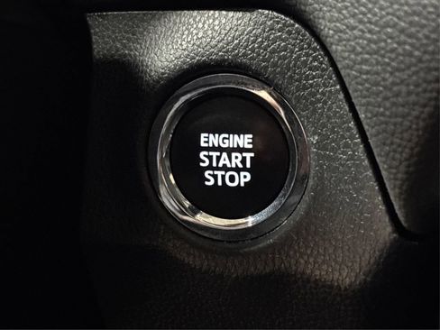 Used 2024 Toyota RAV4 XLE image 30