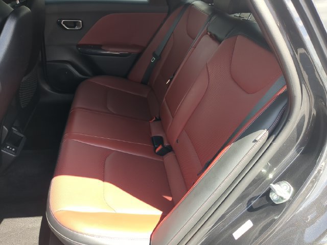 Used 2025 Kia K4 GT-Line w/ GT-Line Premium Package FWD image 19