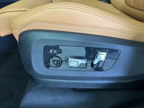 New 2026 BMW X5 xDrive50e w/ M Sport Package image 8