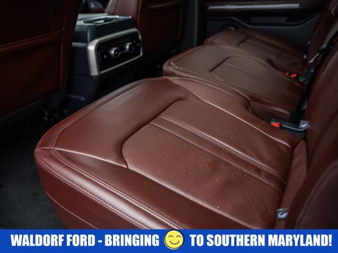 Used 2024 Ford Expedition Limited image 35