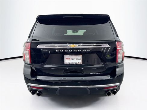 Used 2024 Chevrolet Suburban Premier RWD image 12