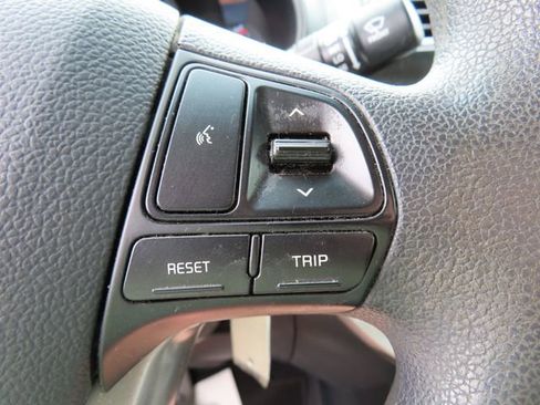 Used 2016 Kia Rio LX image 25