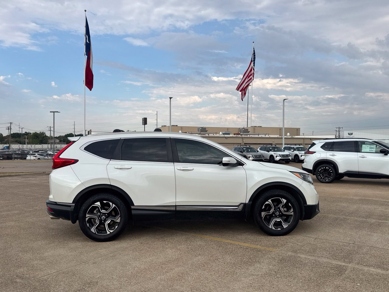Used 2018 Honda CR-V Touring image 26