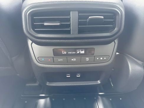 Used 2026 Honda Pilot EX-L image 7