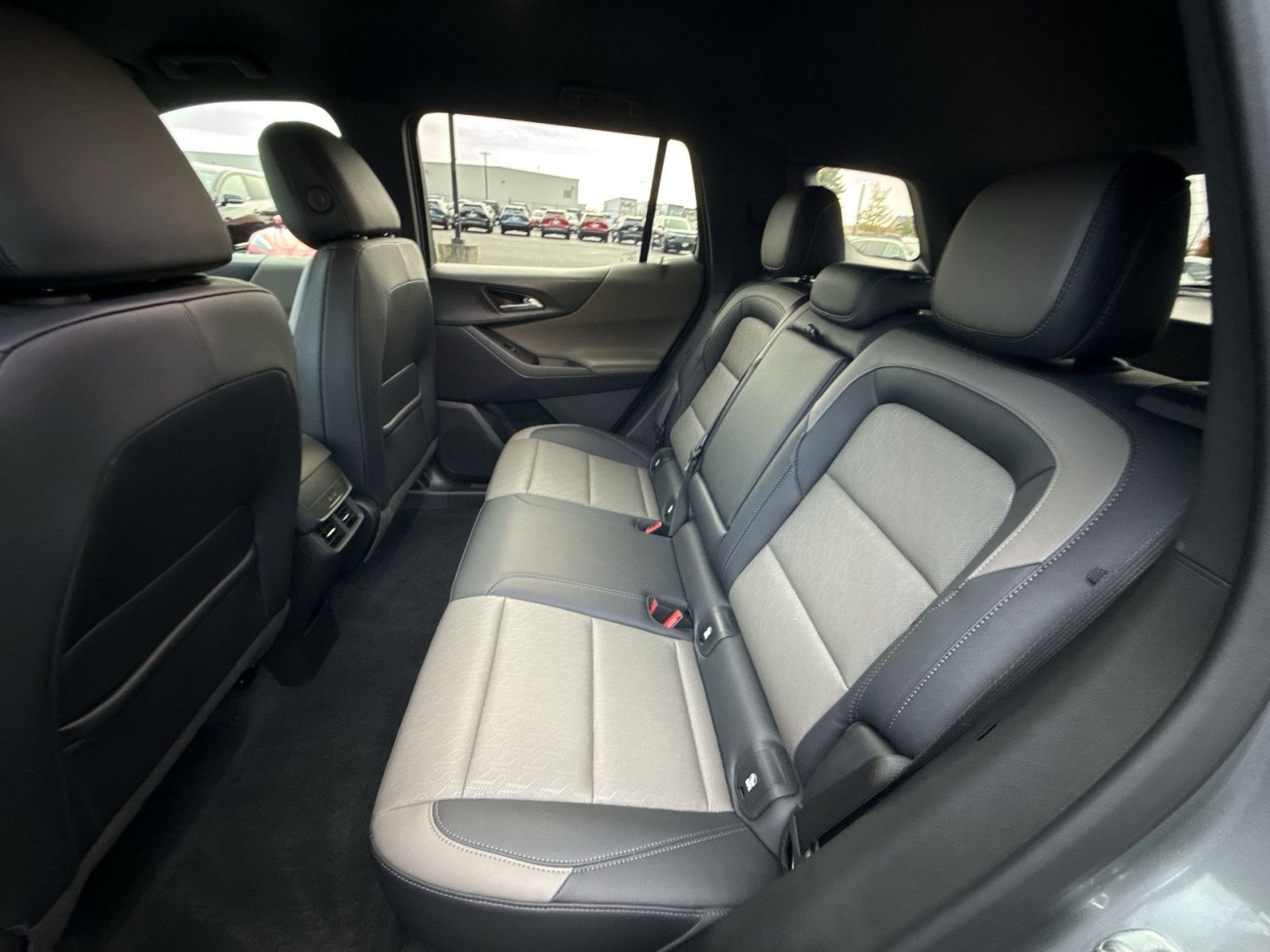 Used 2025 Chevrolet Equinox LT w/ Convenience Package II AWD/4WD image 25
