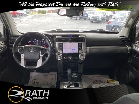 Used 2022 Toyota 4Runner SR5 AWD/4WD image 16