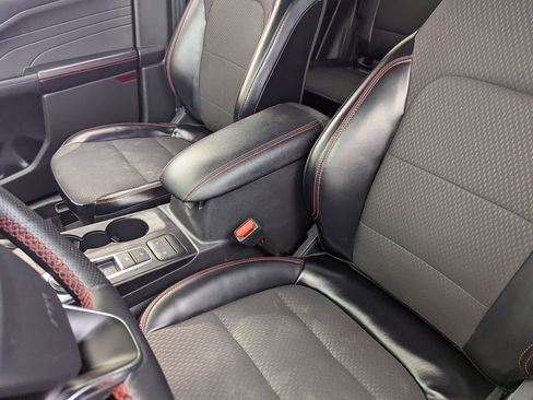 Used 2024 Ford Escape ST-Line AWD/4WD image 19