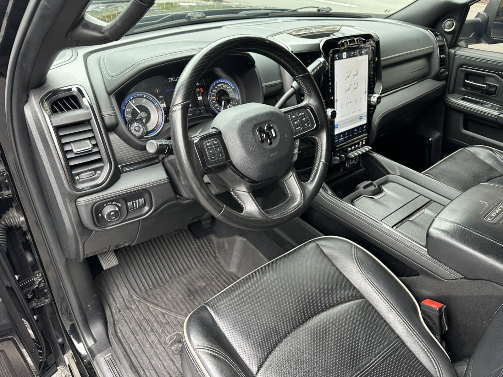 Used 2022 RAM 2500 Limited AWD/4WD image 19