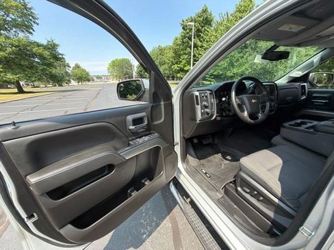 Used 2019 Chevrolet Silverado 1500 LT w/ All Star Edition AWD/4WD image 35