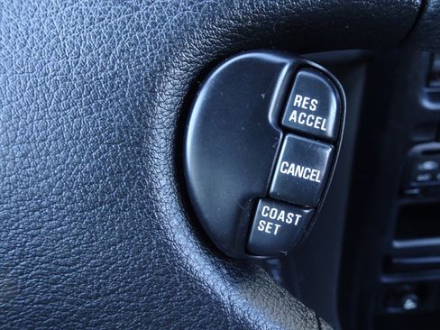 Used 1994 Nissan Sentra 2.5 Limited Edition image 17