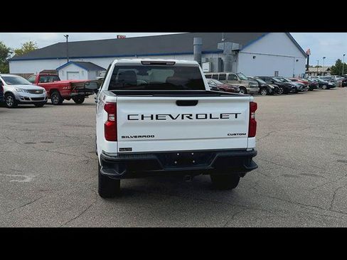 Used 2025 Chevrolet Silverado 1500 Custom Trail Boss w/ Turbomax Blackout Package AWD/4WD image 51