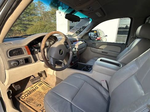 Used 2012 Chevrolet Tahoe LT image 21