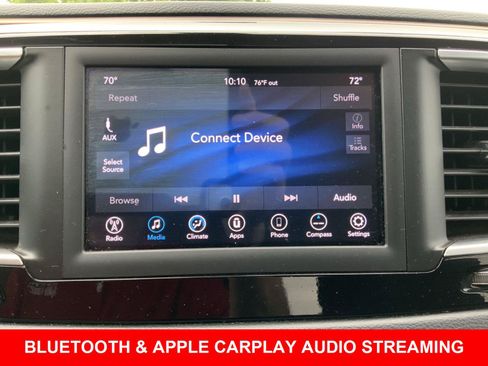 Used 2018 Chrysler Pacifica Touring Plus FWD image 5
