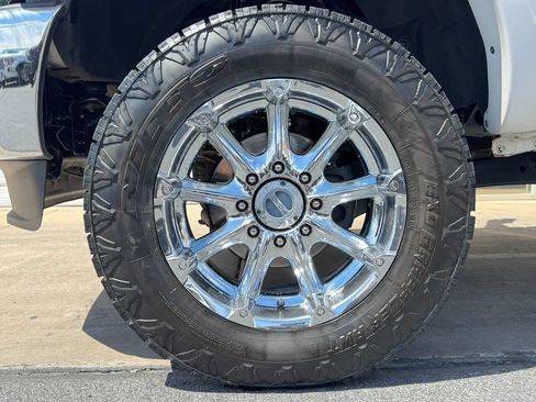 Used 2012 Ford F350 Lariat w/ FX4 Off Road Pkg AWD/4WD image 9