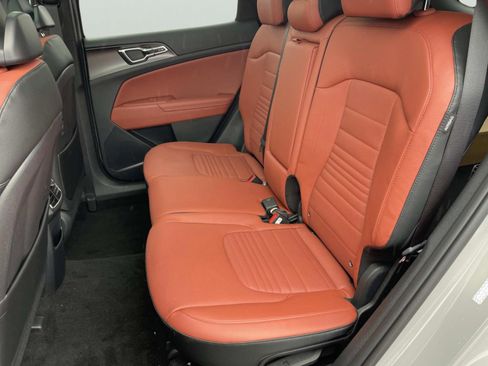 New 2026 Kia Sportage SX FWD image 17