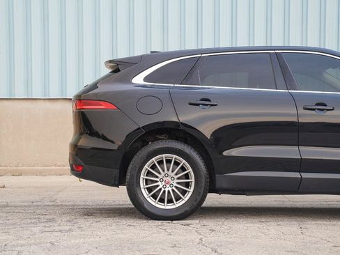 Used 2019 Jaguar F-PACE AWD/4WD image 8