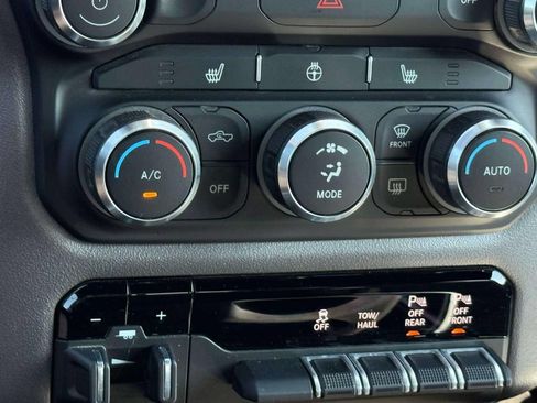 Used 2021 RAM 1500 Big Horn AWD/4WD image 25