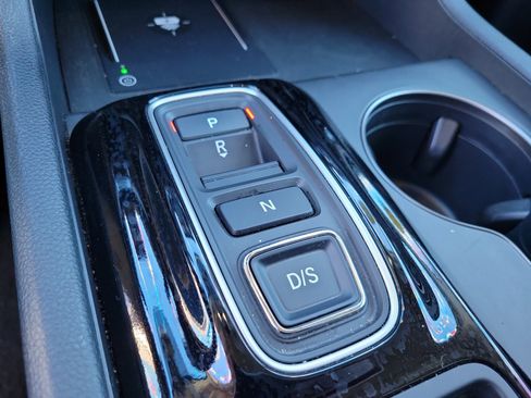 Used 2025 Honda Pilot EX-L image 29