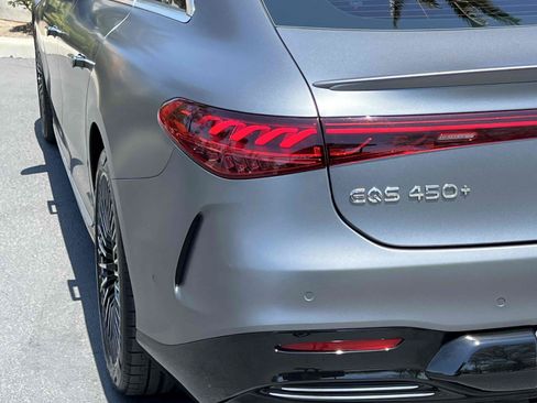 Used 2022 Mercedes-Benz EQS 450+ Sedan image 25