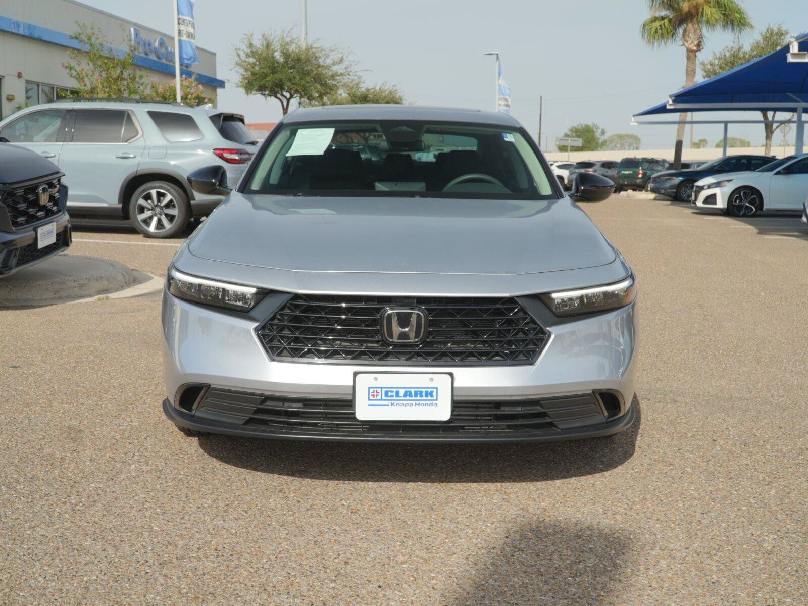 Used 2026 Honda Accord SE image 2