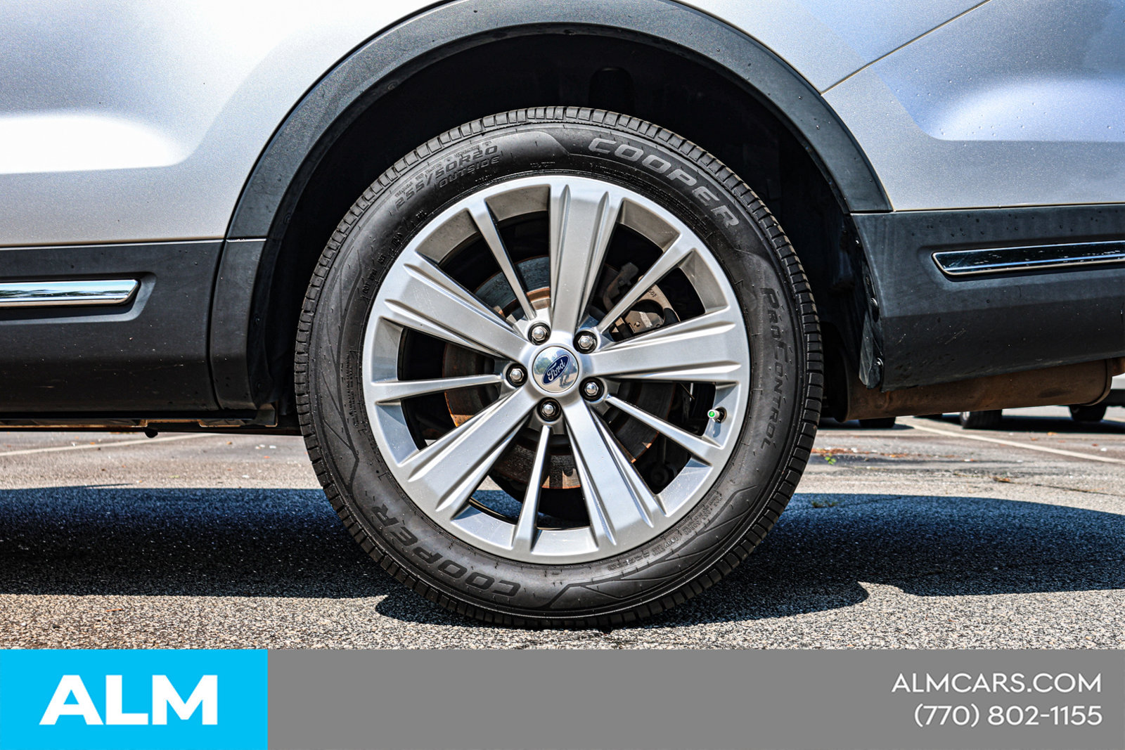 Used 2018 Ford Explorer Limited FWD image 16