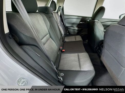 Certified 2026 Nissan Rogue SV FWD image 24