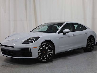 New 2025 Porsche Panamera 4