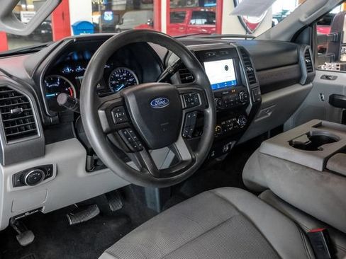 Used 2020 Ford F250 XL w/ STX Appearance Package AWD/4WD image 5