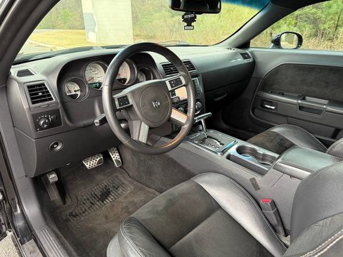 Used 2010 Dodge Challenger SRT8 image 20