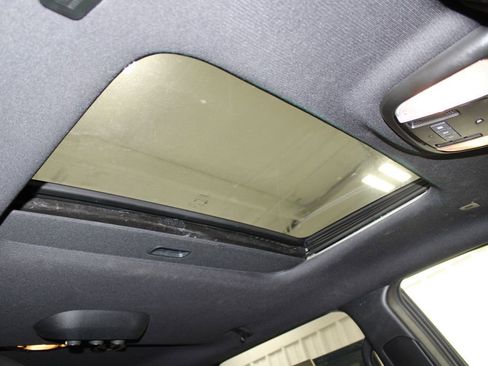 Used 2024 Dodge Durango GT image 39