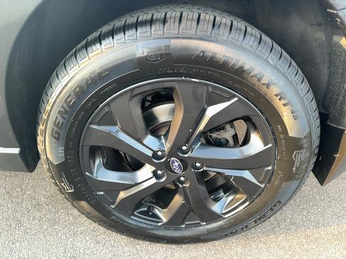 Certified 2022 Subaru Outback Onyx Edition XT w/ Popular Package #2 image 12