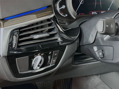 Used 2019 BMW 530i xDrive w/ Convenience Package image 10