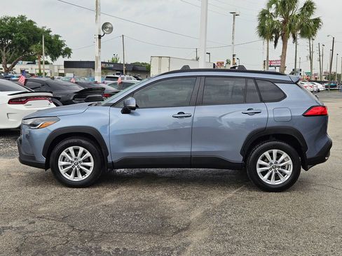 Used 2022 Toyota Corolla Cross LE FWD image 5
