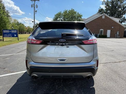 Used 2024 Ford Edge Titanium image 6