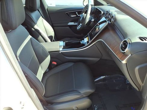 New 2026 Mercedes-Benz GLC 300 GLC 300 image 16