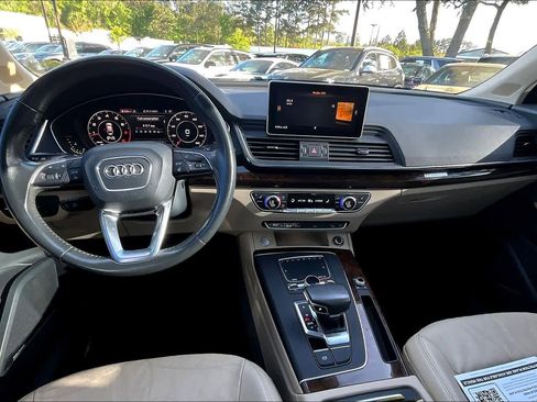 Used 2018 Audi Q5 2.0T Premium Plus w/ Premium Plus Package AWD/4WD image 16