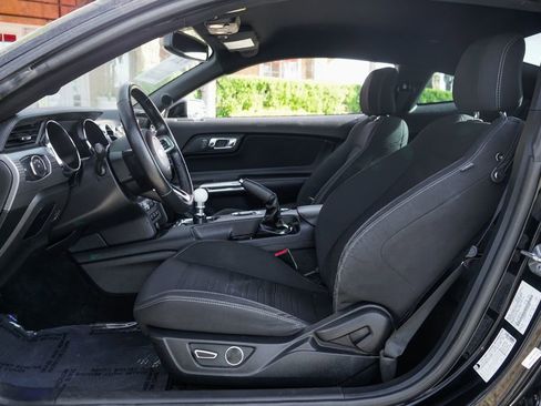 Used 2017 Ford Mustang GT w/ GT Performance Package image 18