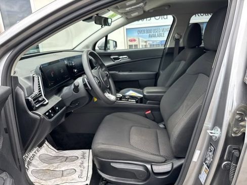 Certified 2023 Kia Sportage LX AWD/4WD image 9