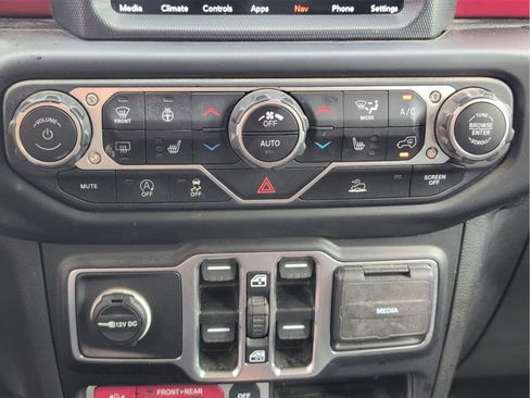 Used 2023 Jeep Gladiator Rubicon w/ LED Lighting Group image 16