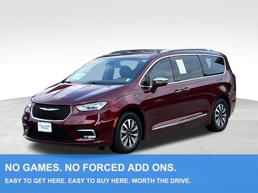 Used 2021 Chrysler Pacifica Limited w/ Uconnect Theater Family Group FWD image 1