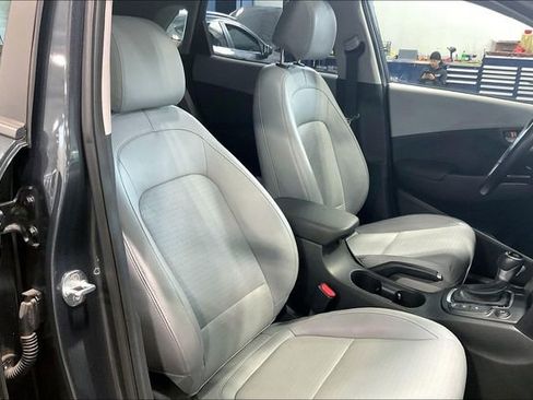 Used 2019 Hyundai Kona Ultimate AWD/4WD image 7