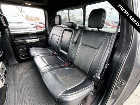 Used 2019 Ford F150 Lariat image 22