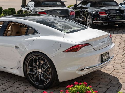 New 2025 Karma Revero Luxury RWD image 23