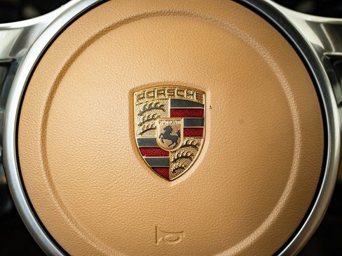 Used 2015 Porsche 911 Carrera S image 29