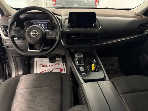 Used 2023 Nissan Rogue SV FWD image 14