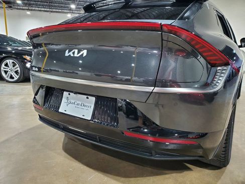 Used 2022 Kia EV6 Wind RWD image 36