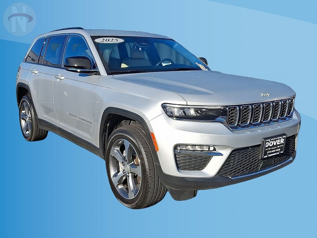 Certified 2025 Jeep Grand Cherokee Limited AWD/4WD image 1